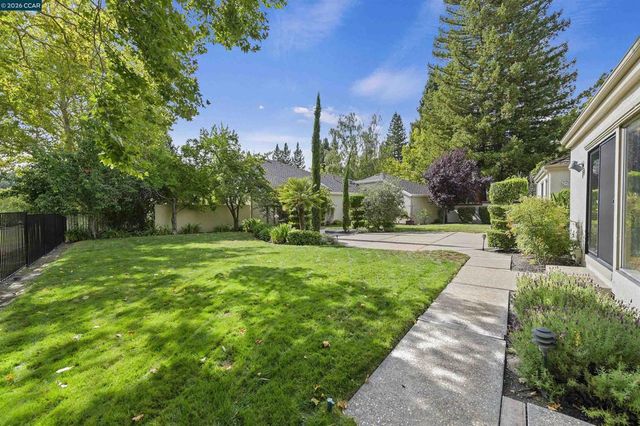 51 Deer Meadow Ln, Danville, CA 94506