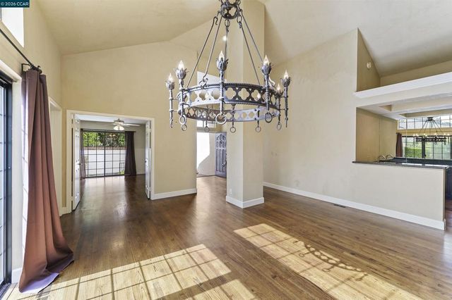 51 Deer Meadow Ln, Danville, CA 94506