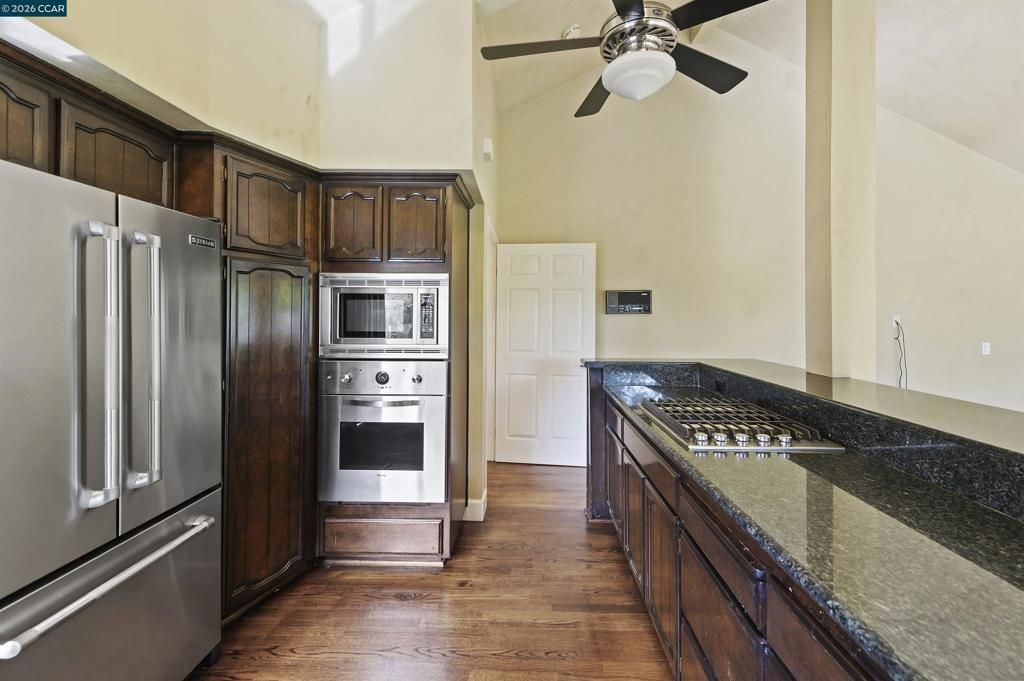 Image 11 of property listing at 51 Deer Meadow Ln, Danville, CA 94506