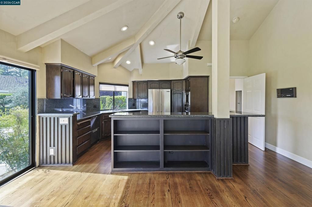 Image 12 of property listing at 51 Deer Meadow Ln, Danville, CA 94506