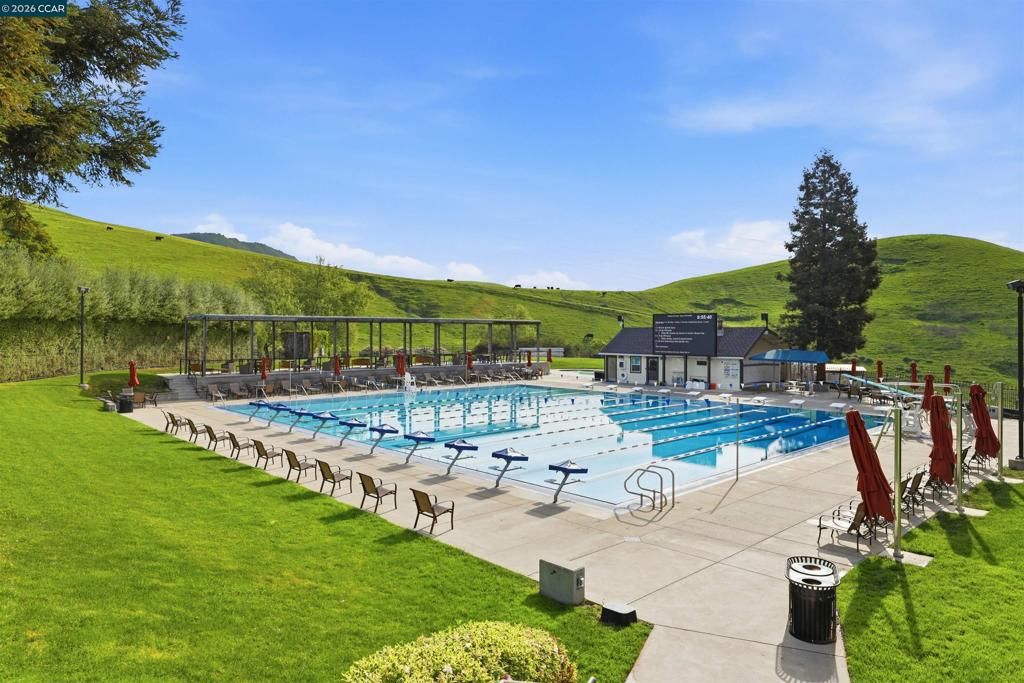 Image 34 of property listing at 51 Deer Meadow Ln, Danville, CA 94506