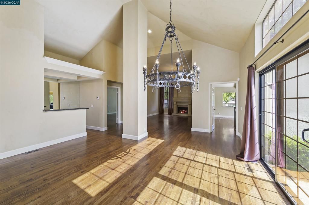 Image 4 of property listing at 51 Deer Meadow Ln, Danville, CA 94506