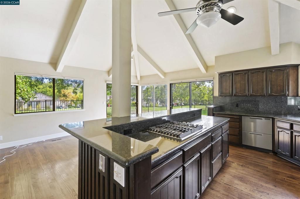 Image 9 of property listing at 51 Deer Meadow Ln, Danville, CA 94506