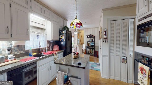 5788 Lost Grove Drive, Lilburn, GA 30047