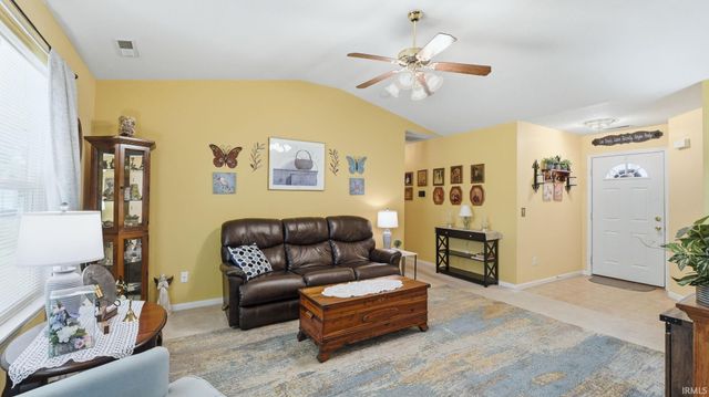 1075 Granary Court, Bluffton, IN 46714