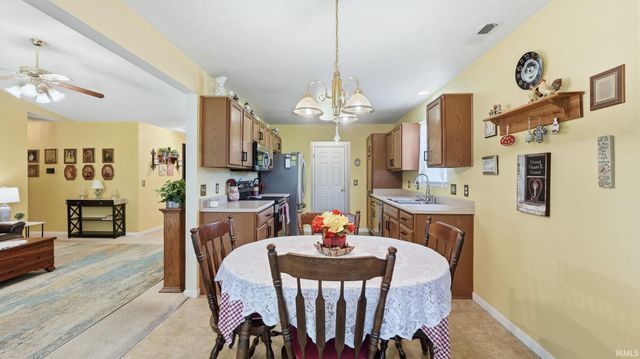 1075 Granary Court, Bluffton, IN 46714
