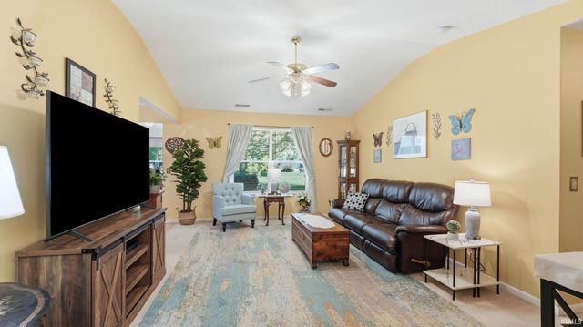 1075 Granary Court, Bluffton, IN 46714