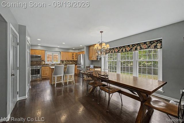 35565 Tall Pine Road, Farmington, MI 48335