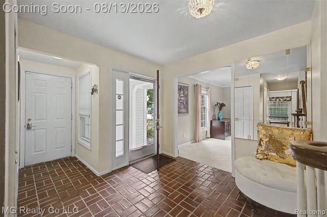 35565 Tall Pine Road, Farmington, MI 48335