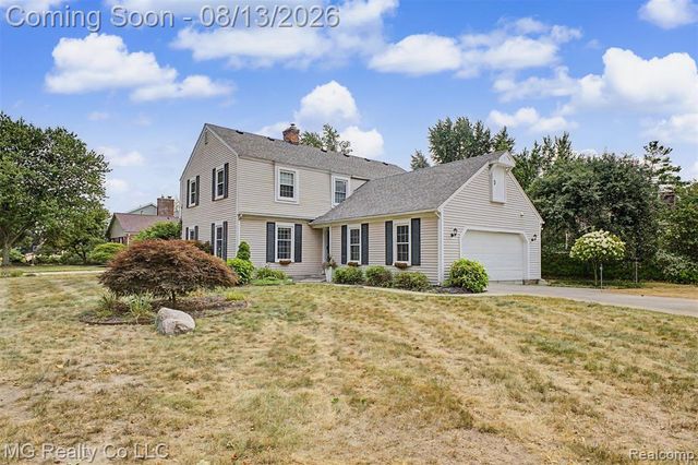 35565 Tall Pine Road, Farmington, MI 48335