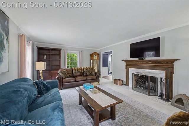 35565 Tall Pine Road, Farmington, MI 48335