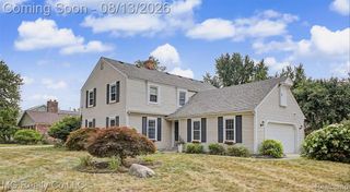 35565 Tall Pine Road, Farmington, MI 48335