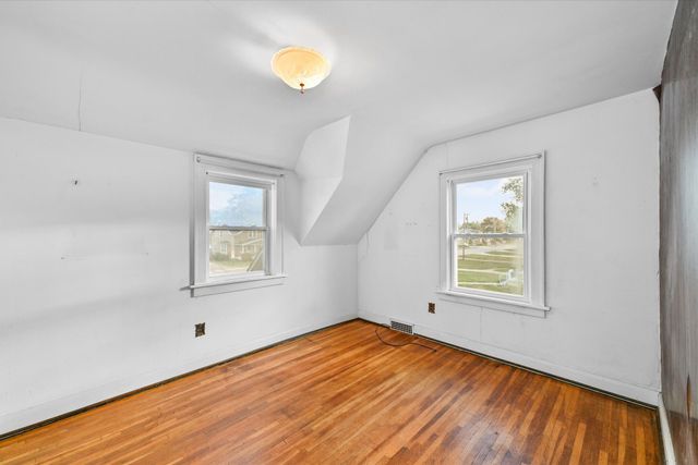 1022 Dixie Highway, Rossford, OH 43460