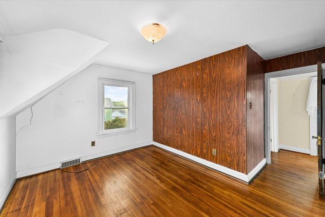 1022 Dixie Highway, Rossford, OH 43460