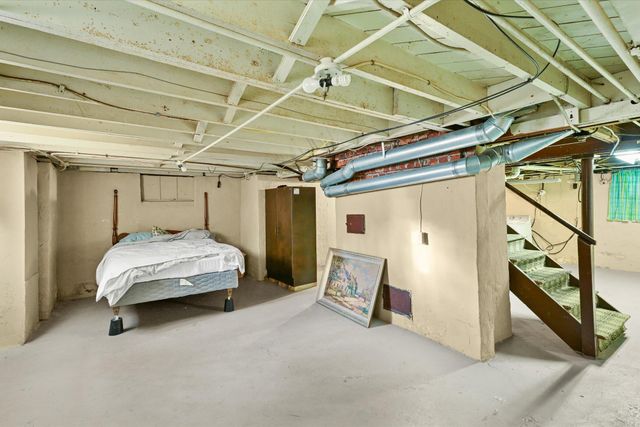 1022 Dixie Highway, Rossford, OH 43460