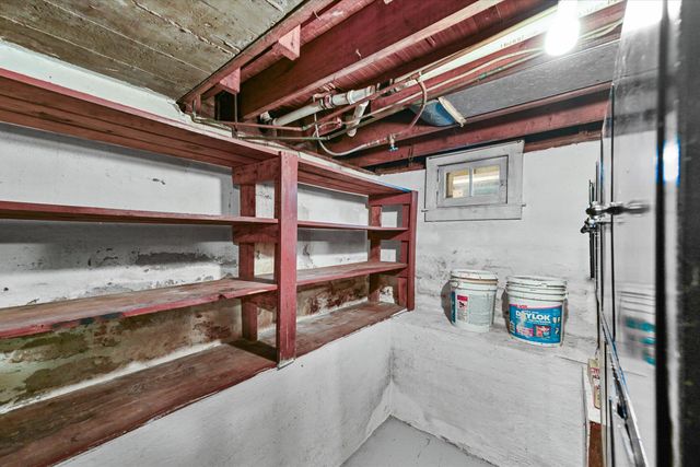 1022 Dixie Highway, Rossford, OH 43460