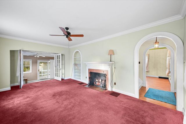 1022 Dixie Highway, Rossford, OH 43460