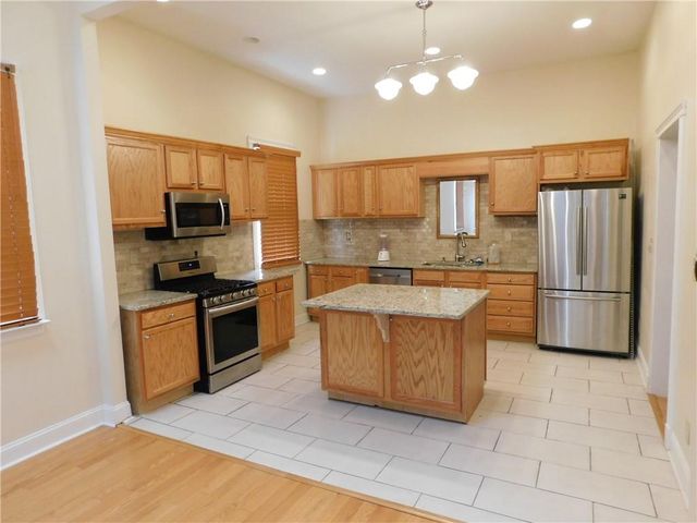 675 Grady Place SW, Atlanta, GA 30310