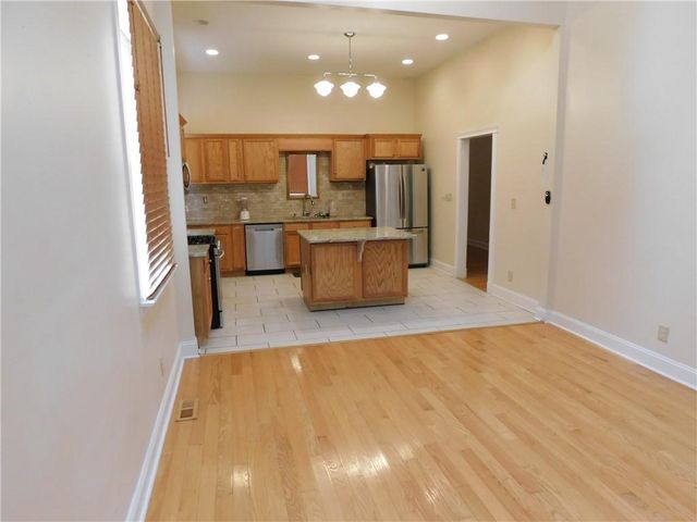 675 Grady Place SW, Atlanta, GA 30310