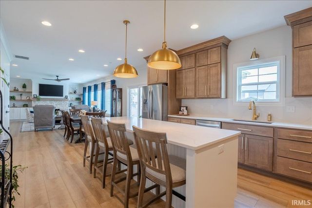 435 Westbriar Circle, Newburgh, IN 47630