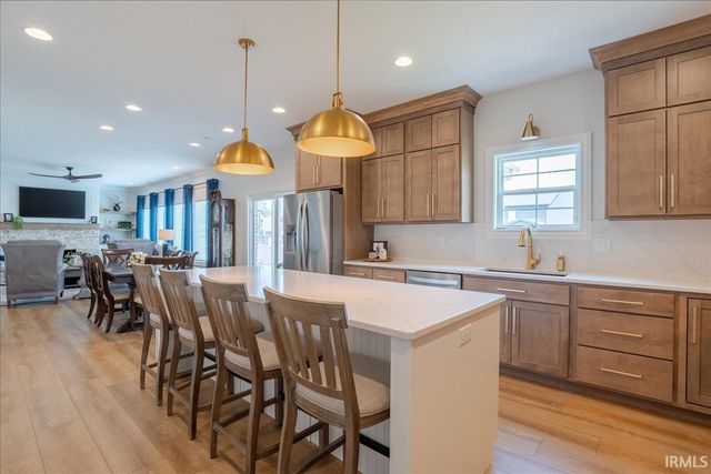 435 Westbriar Circle, Newburgh, IN 47630
