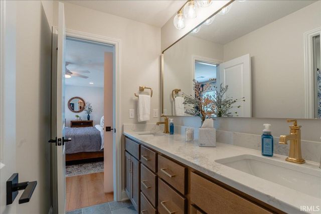 435 Westbriar Circle, Newburgh, IN 47630