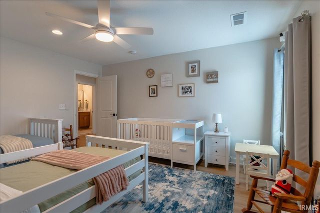 435 Westbriar Circle, Newburgh, IN 47630