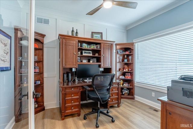 435 Westbriar Circle, Newburgh, IN 47630