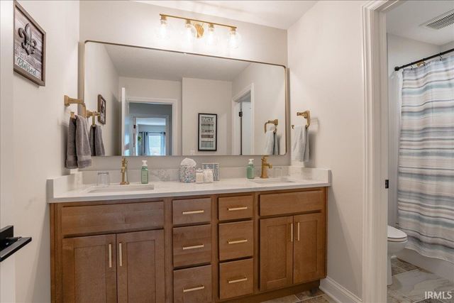 435 Westbriar Circle, Newburgh, IN 47630