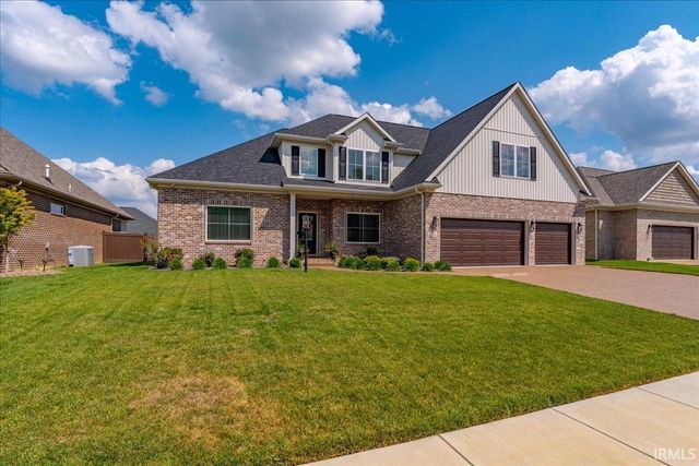 435 Westbriar Circle, Newburgh, IN 47630