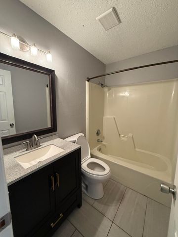 204 Devon Court, Fort Walton Beach, FL 32547