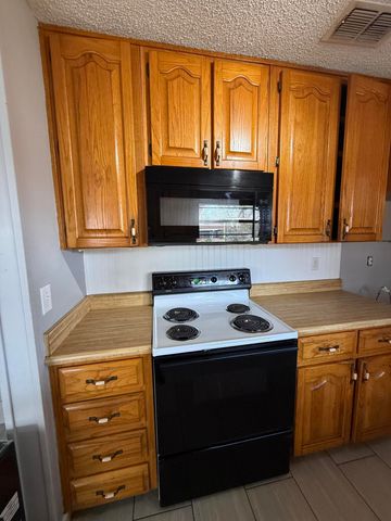 204 Devon Court, Fort Walton Beach, FL 32547