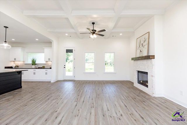 423 Cannon Point Drive, Bonaire, GA 31005