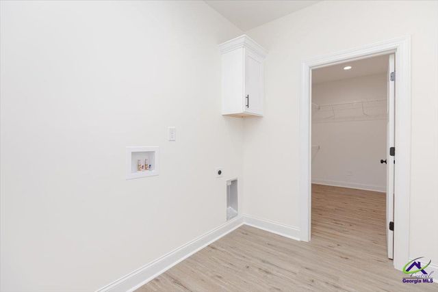 423 Cannon Point Drive, Bonaire, GA 31005