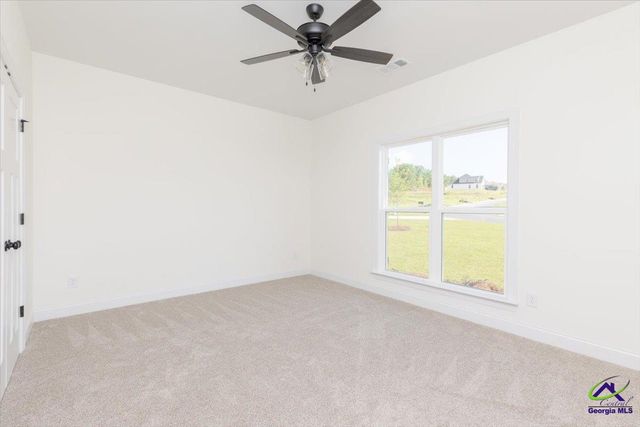 423 Cannon Point Drive, Bonaire, GA 31005