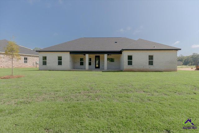 423 Cannon Point Drive, Bonaire, GA 31005