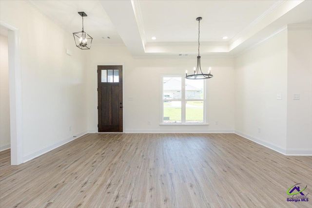 423 Cannon Point Drive, Bonaire, GA 31005