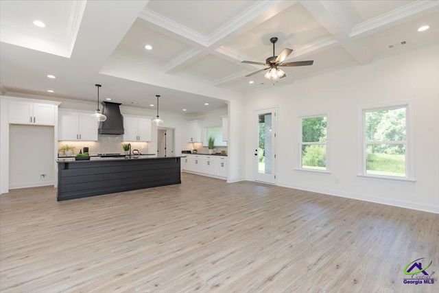 423 Cannon Point Drive, Bonaire, GA 31005