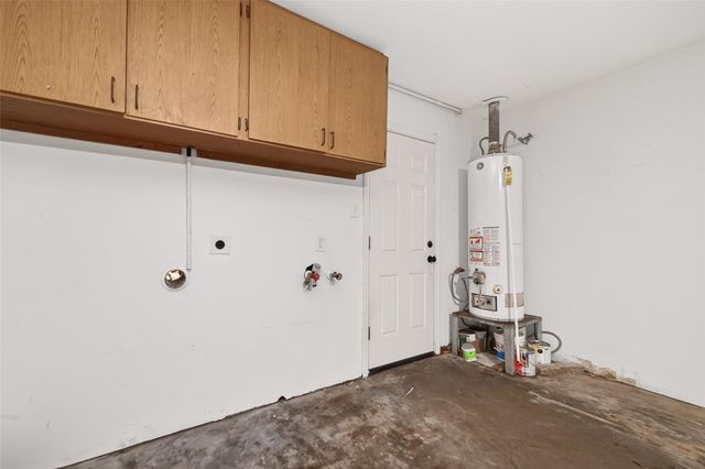 3318 Kentwood Drive, Spring, TX 77380