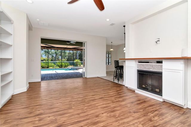 4529 GOLDEN GATE COVE, Bradenton, FL 34211