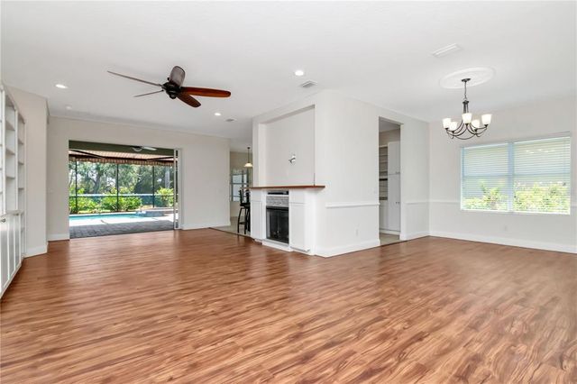 4529 GOLDEN GATE COVE, Bradenton, FL 34211