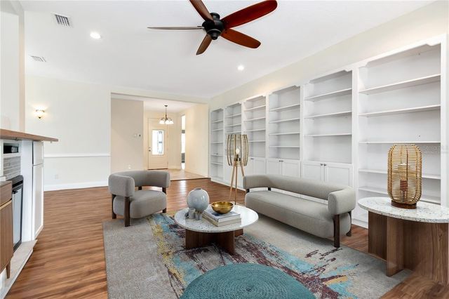 4529 GOLDEN GATE COVE, Bradenton, FL 34211