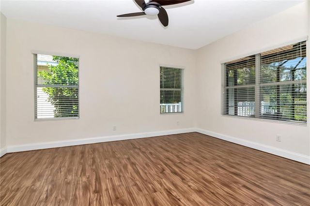 4529 GOLDEN GATE COVE, Bradenton, FL 34211