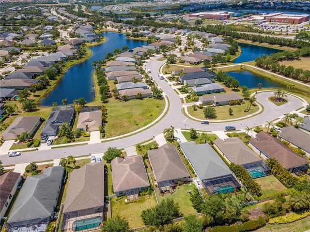 4529 GOLDEN GATE COVE, Bradenton, FL 34211
