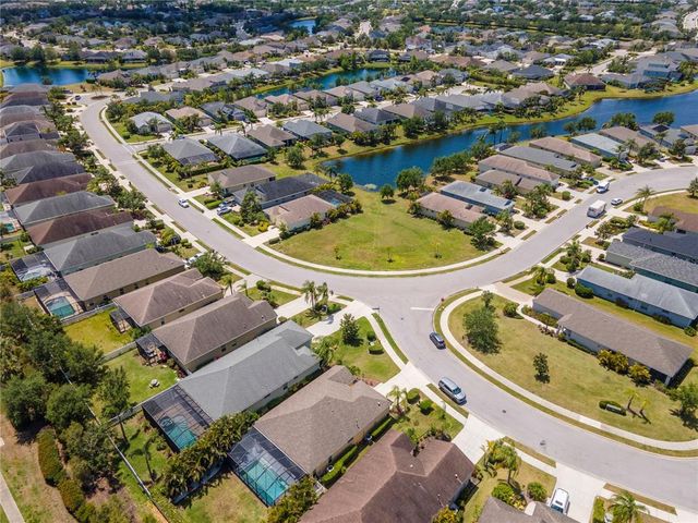4529 GOLDEN GATE COVE, Bradenton, FL 34211