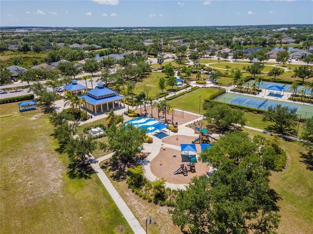 4529 GOLDEN GATE COVE, Bradenton, FL 34211