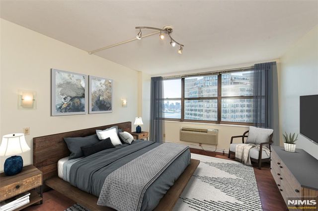 7004 Boulevard East 39F, Guttenberg, NJ 07093
