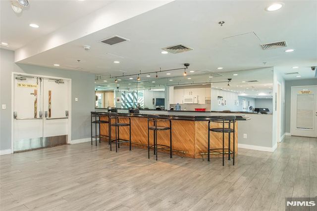 7004 Boulevard East 39F, Guttenberg, NJ 07093