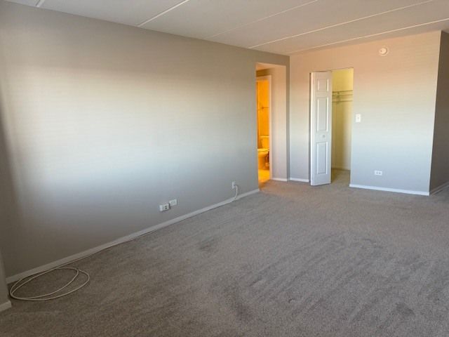 6340 Americana Drive 1102, Willowbrook, IL 60527