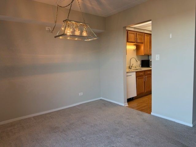 6340 Americana Drive 1102, Willowbrook, IL 60527